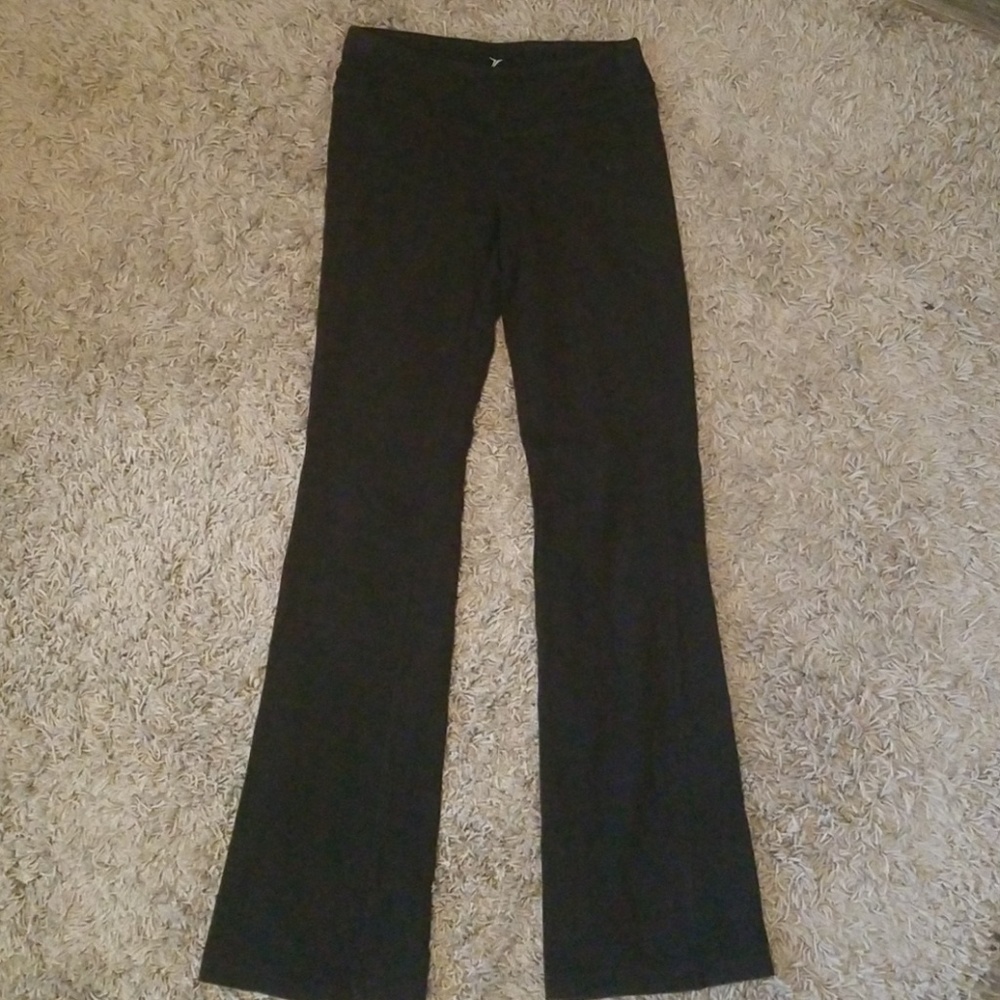 Old Navy yoga pants